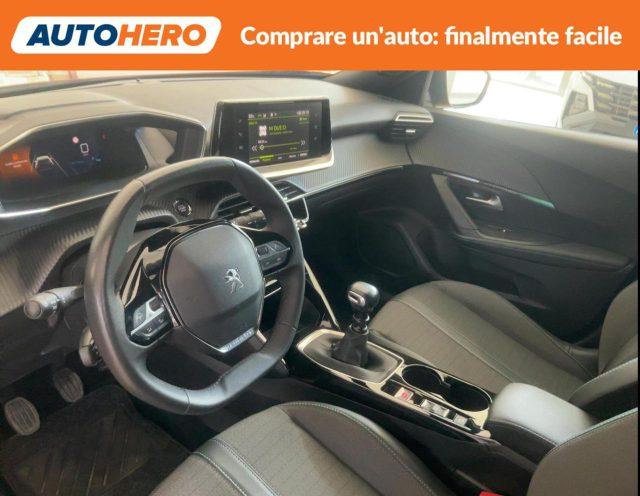PEUGEOT 2008 PureTech 100 Allure Pack
