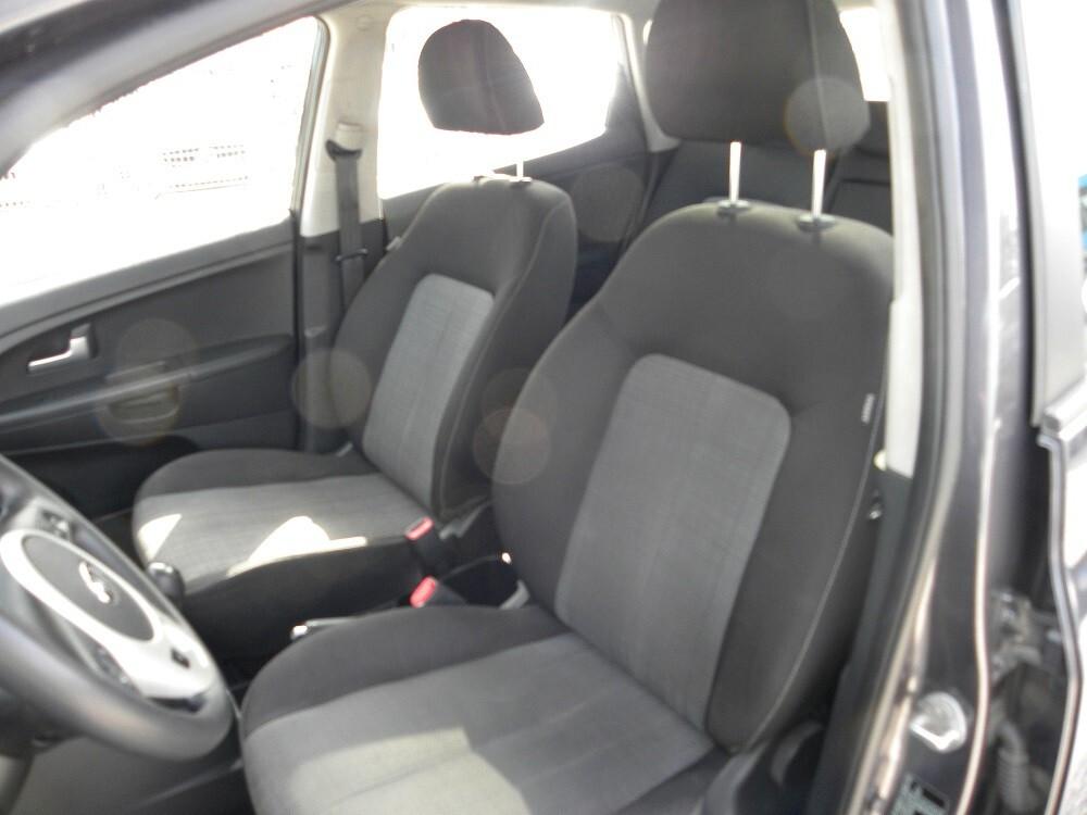Kia Venga 1.4 CRDi 90CV Cool TETTO PANORAMICO CLIMATRONIC CRUISE MULTIFUNZIONE