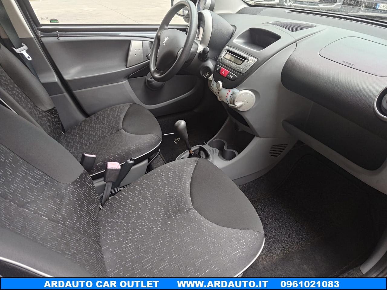 Peugeot 107 1.0 Plaisir solo 7.900 km