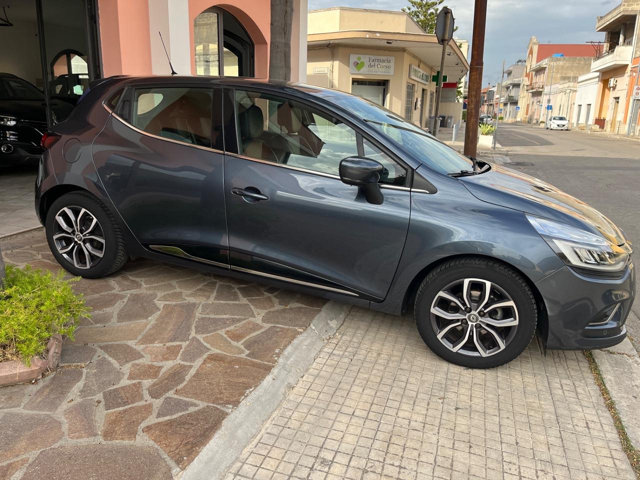 Renault Clio dCi 8V 90CV Start&Stop 5 porte Energy Intens