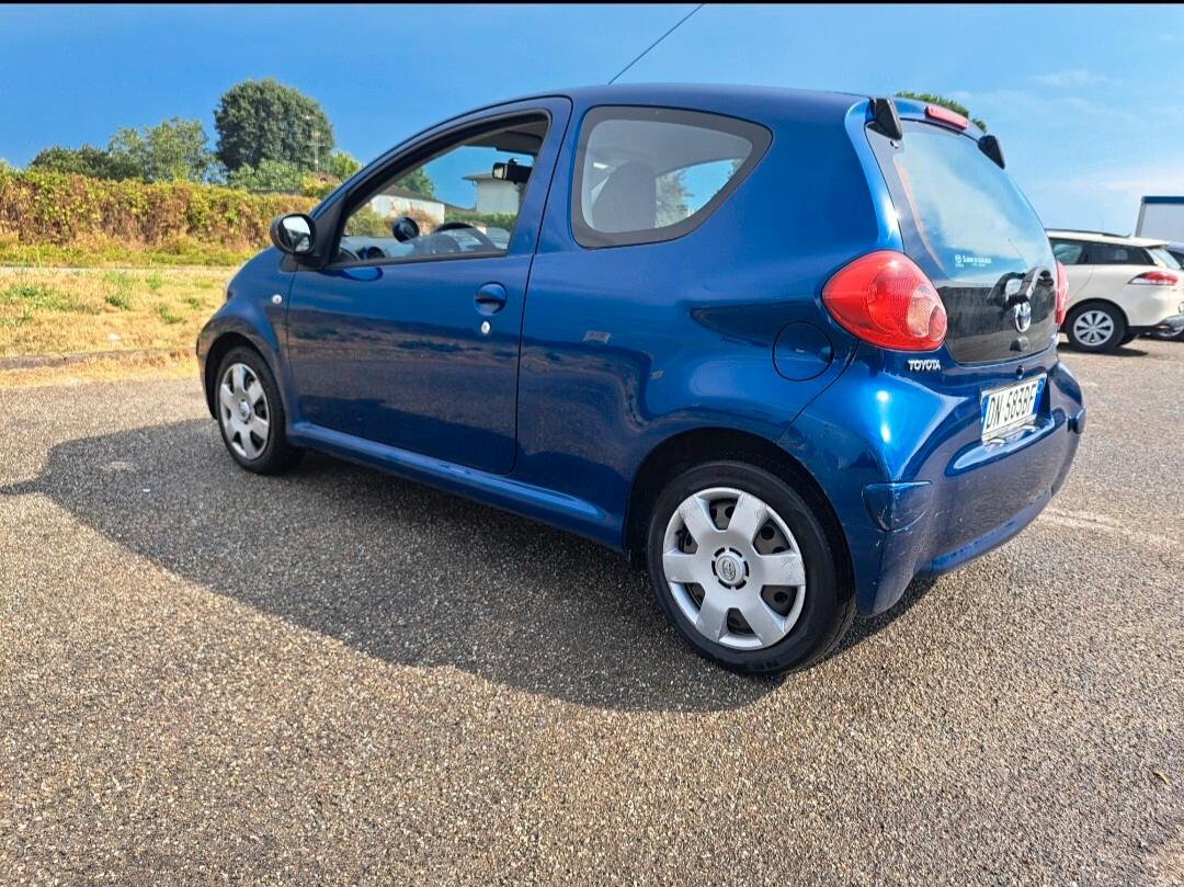 Toyota Aygo 1.0 12V VVT-i 3 porte Sol