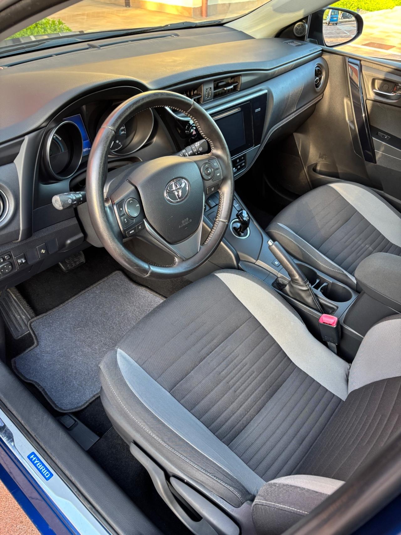 Toyota Auris Touring Sports 1.8 Hybrid Active