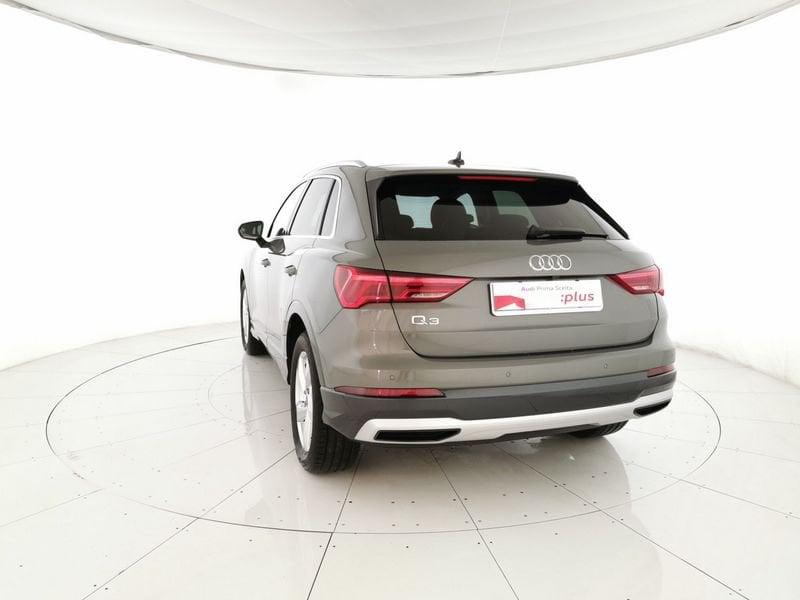 Audi Q3 35 2.0 tdi Business Advanced s-tronic