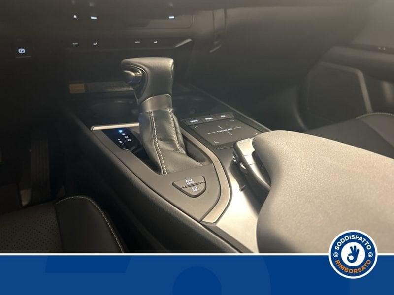 Lexus UX 250h 4WD Premium MY19