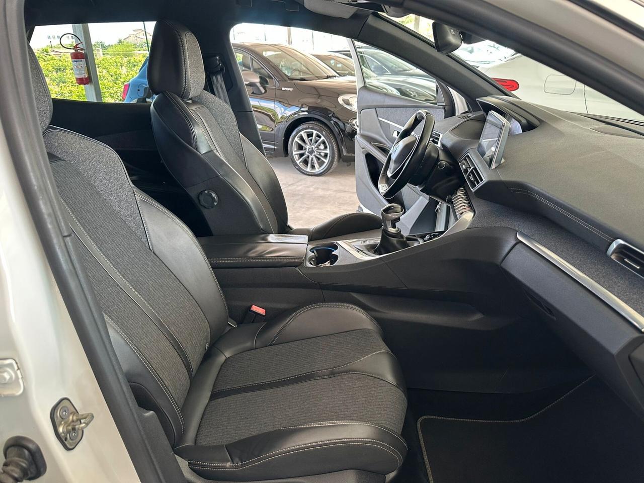 PEUGEOT 3008 1.5 130CV GT-LINE 09/2018