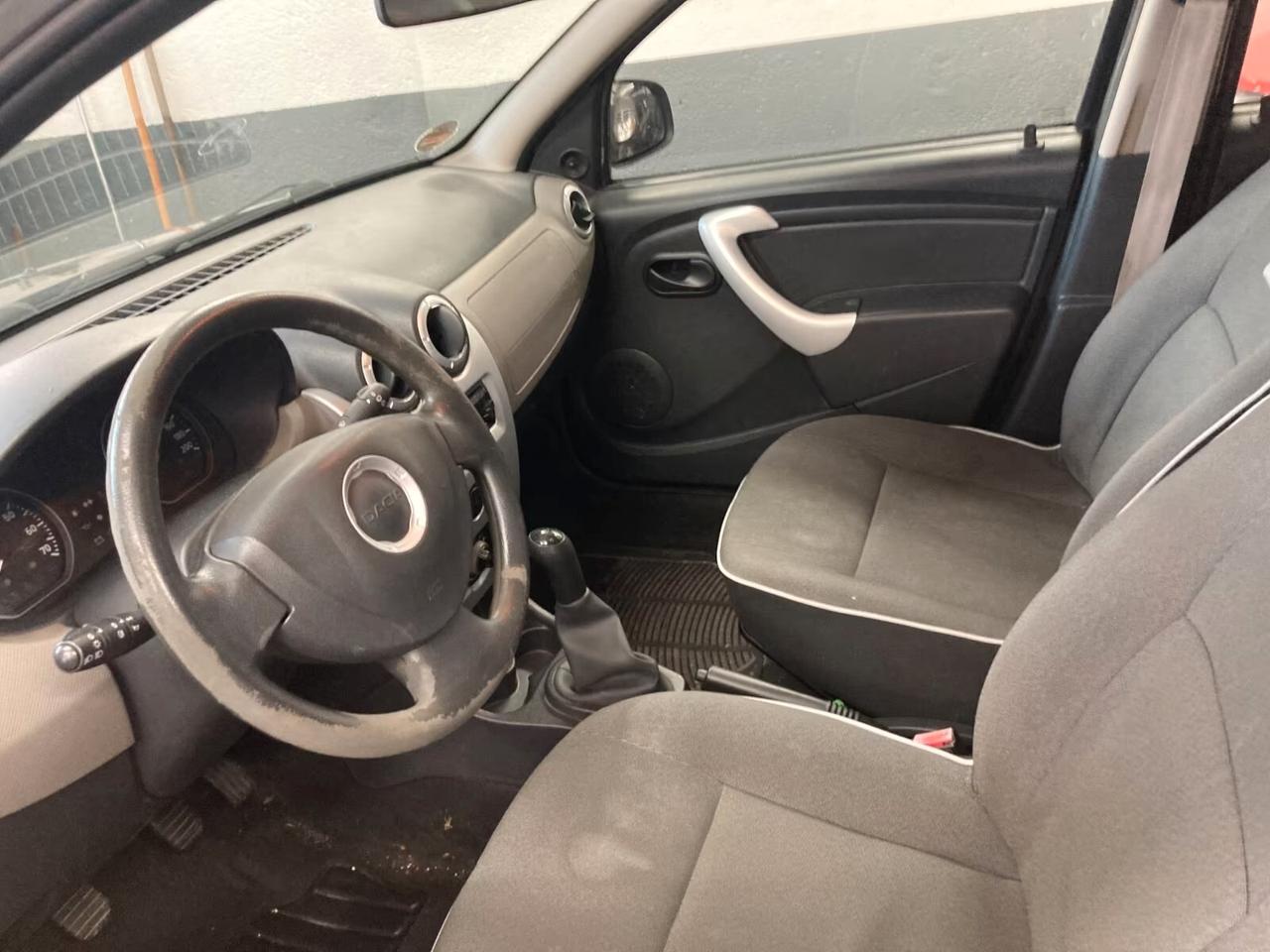 Dacia Sandero 1.2 16V LIVE-CLIMA