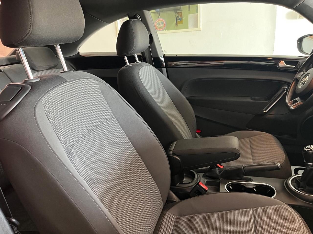 Volkswagen Maggiolino 1.6 TDI Design