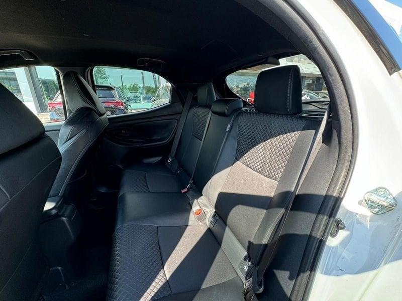 Toyota Yaris Hybrid Style MY22