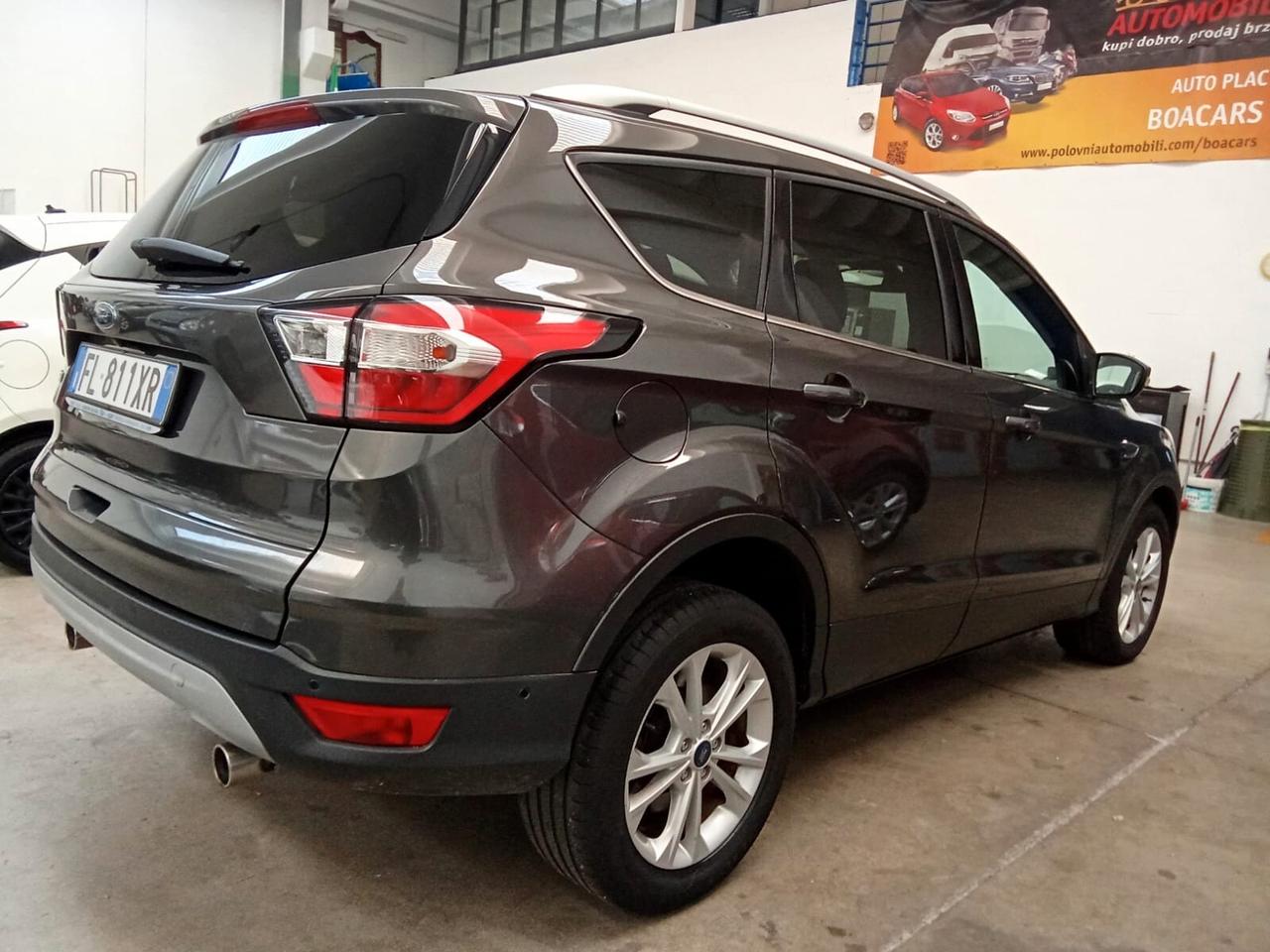 Ford Kuga 1.5 TDCI 120 CV S&S 2WD Powershift Titanium