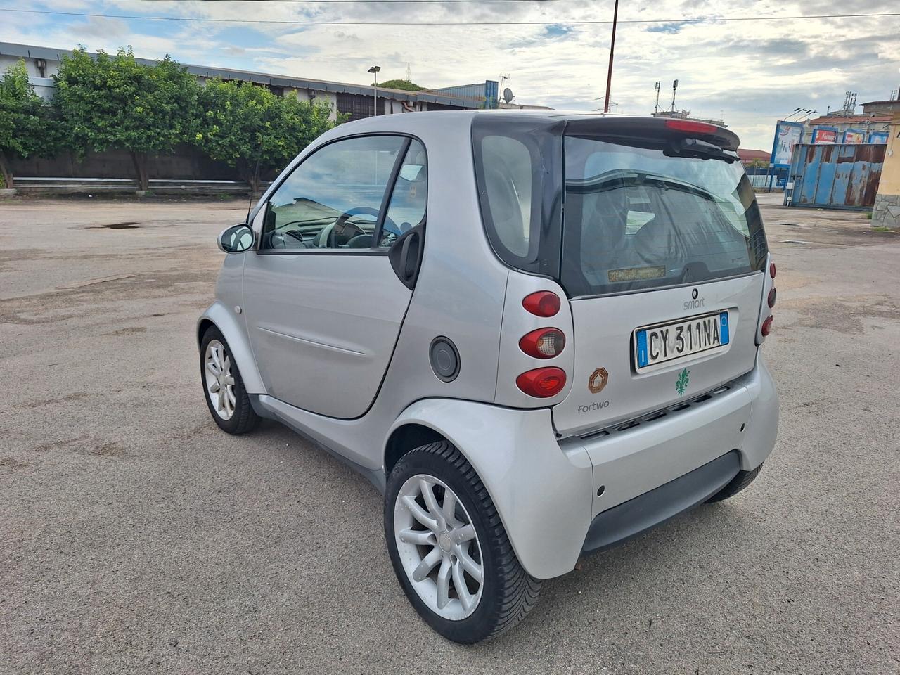 Smart ForTwo 700 coupé pure (45 kW)