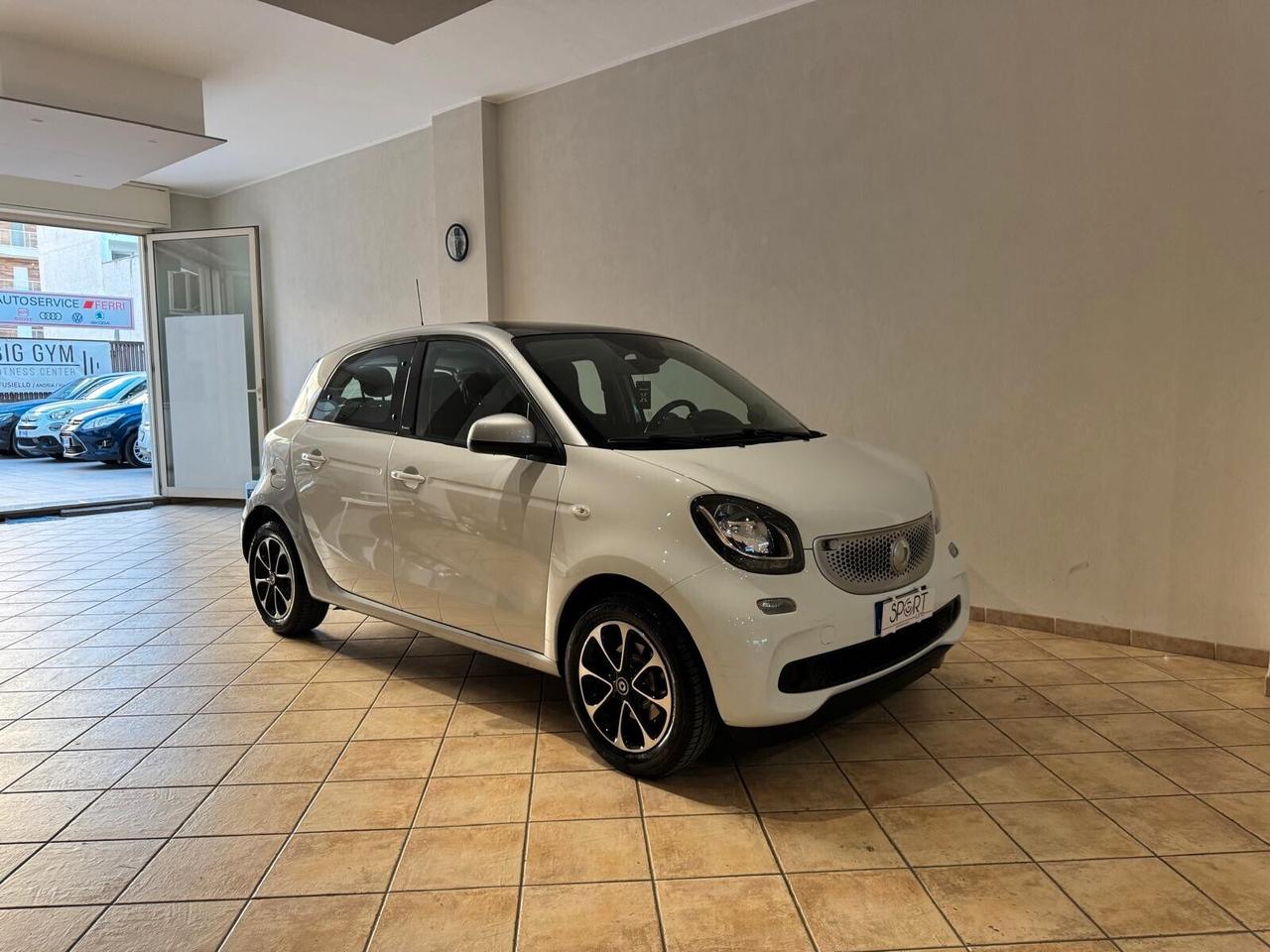 Smart ForFour 1.0 twinamic Prime AUTO