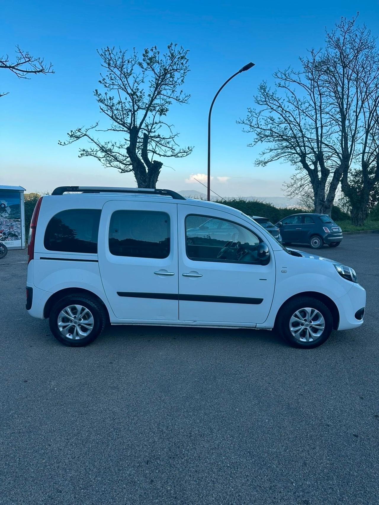 Renault Kangoo 1.5 dCi 90CV 5 porte Stop & Start Limited