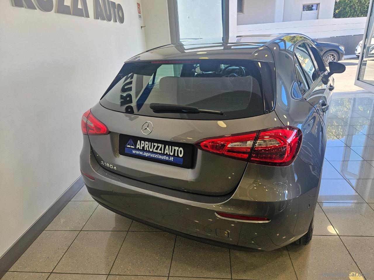 MERCEDES-BENZ A 180 d Executive