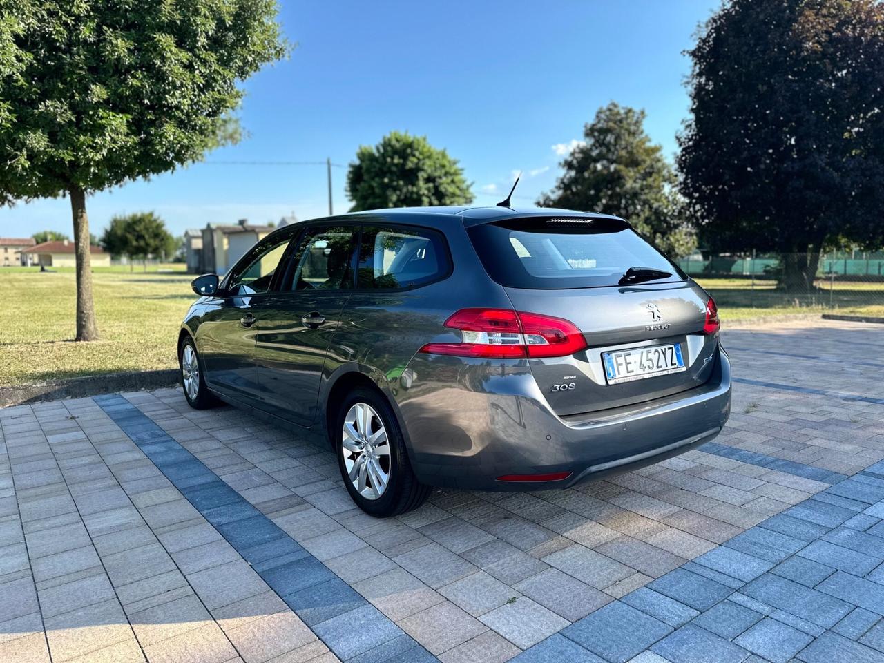 Peugeot 308 BlueHDi 120 S&S SW Business NEOPATENTATI