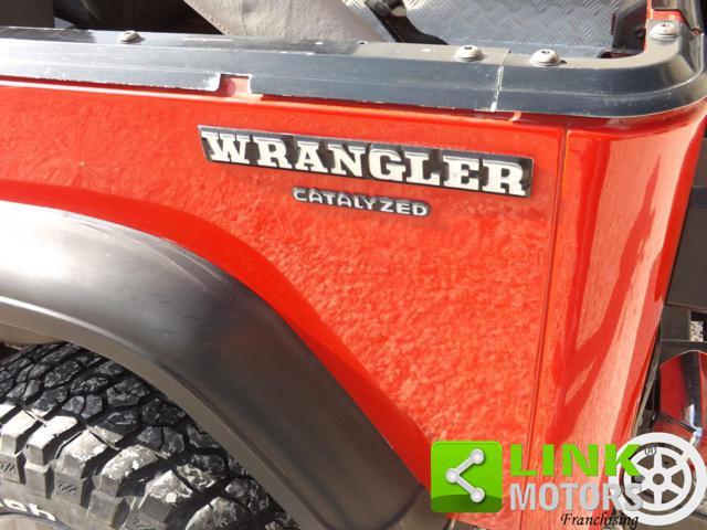 JEEP Wrangler 2.5 Laredo in ordine di carrozzeria e meccanica