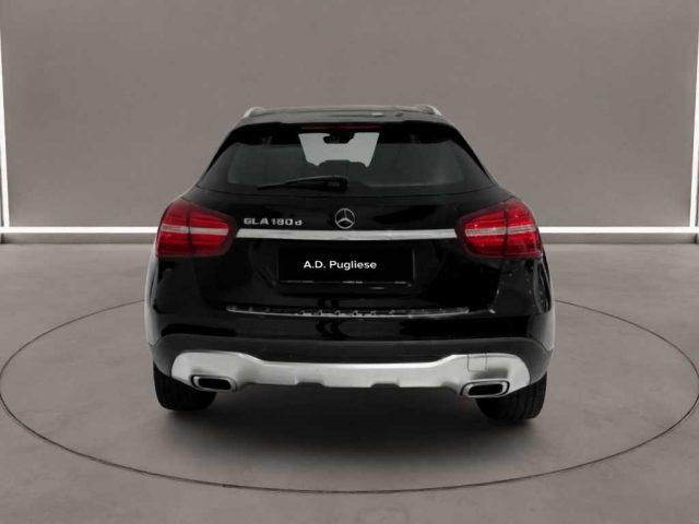 MERCEDES-BENZ G LA (X156) - LA 180 d Automatic Premium