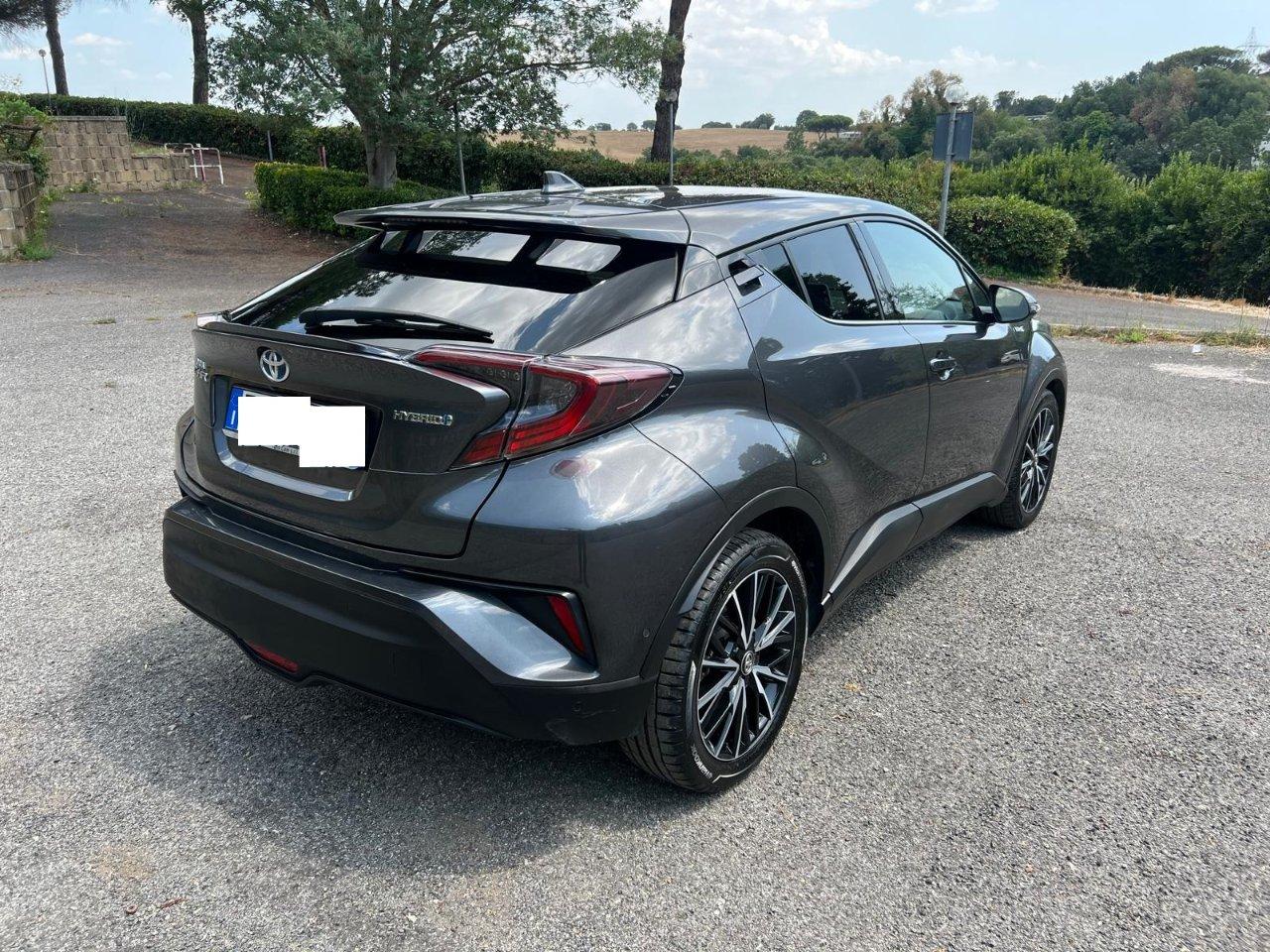 Toyota C-HR 5 Porte C-HR 1.8h Lounge 2wd e-cvt my18