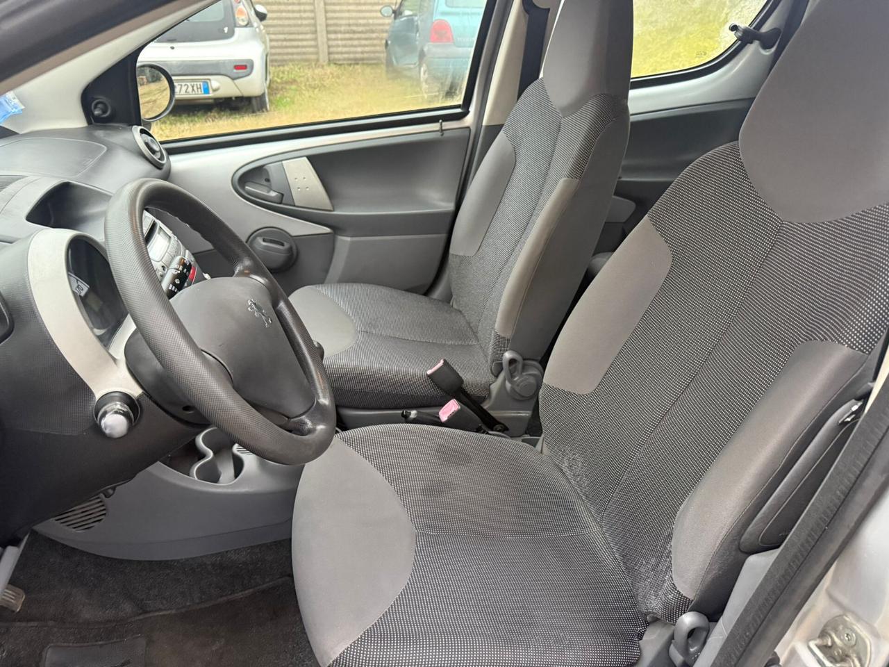 Peugeot 107 1.0 68CV 5porte Plaisir