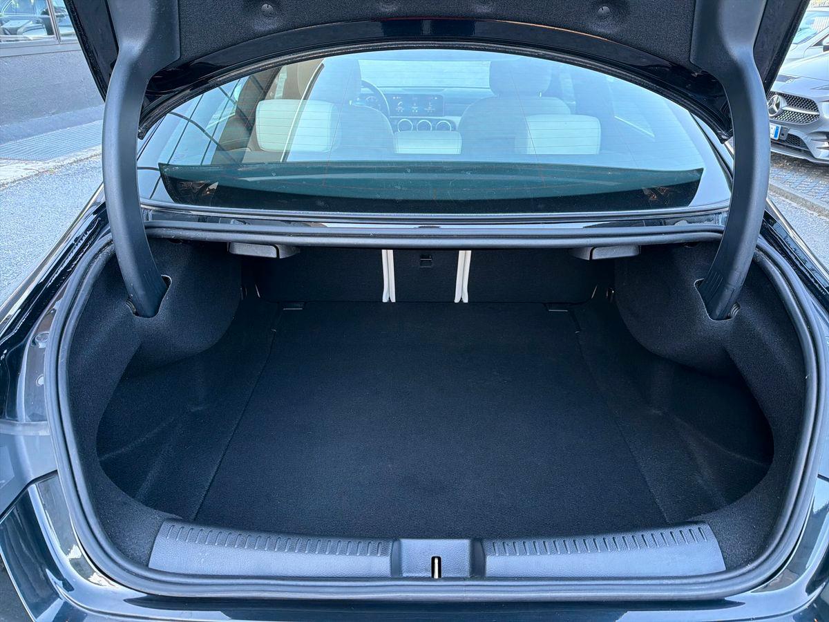 Mercedes-Benz CLA Coupe 180 d Sport auto