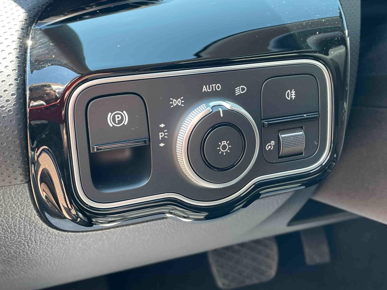 Mercedes-benz A 180 MHV Automatic Progressive Advanced