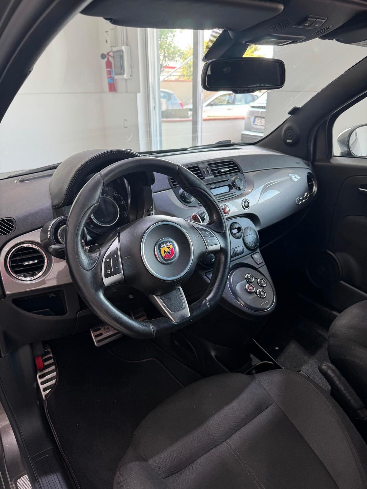 Abarth 500 C 1.4 Turbo T-Jet