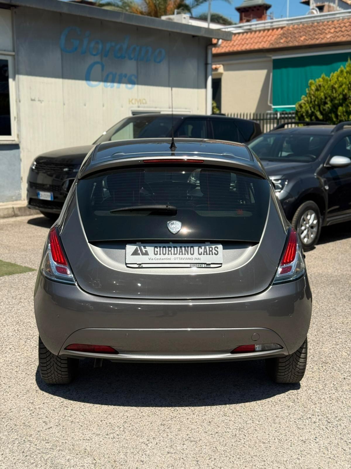 Lancia Ypsilon 1.2 GPL Gold