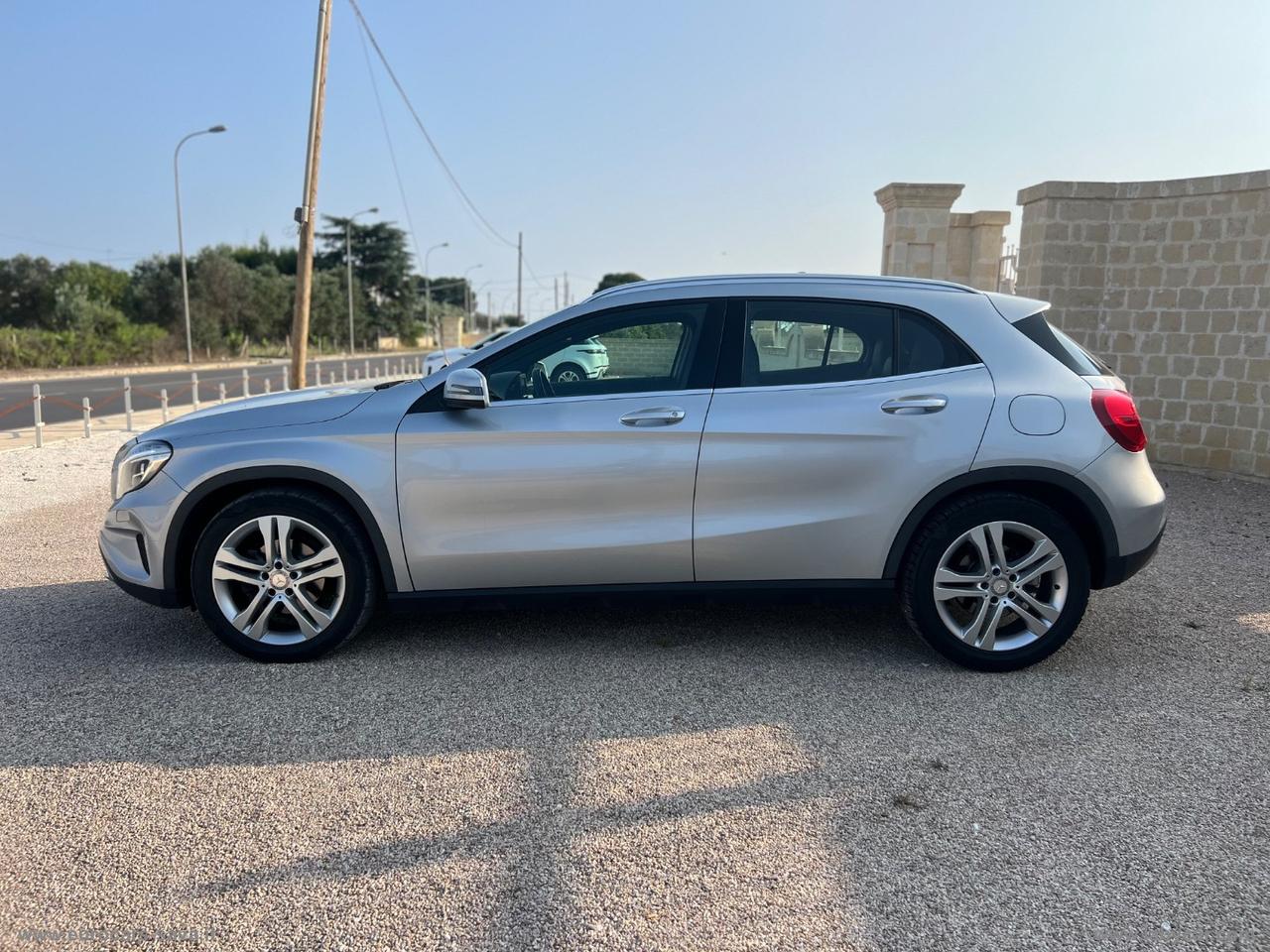 MERCEDES-BENZ GLA 200 CDI Automatic Sport