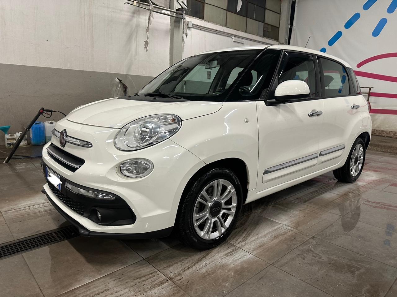 Fiat 500L 1.6 Multijet 120 CV Mirror