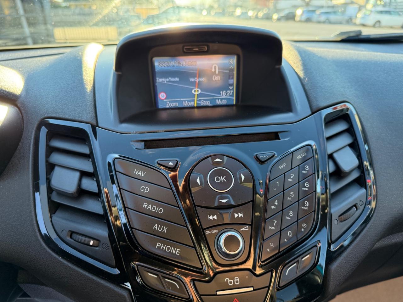 Ford Fiesta 1.0 80CV 5 porte Titanium OK NEOPATENTATI