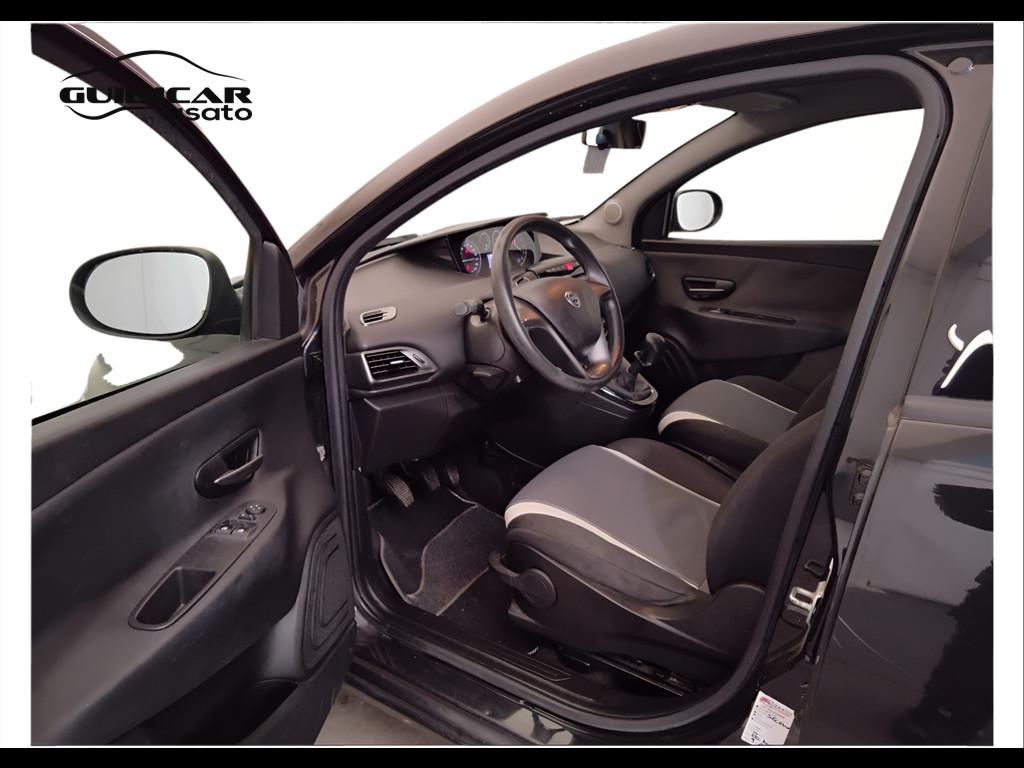 LANCIA Ypsilon III 2011 - Ypsilon 0.9 t.air Silver ecochic metano 8