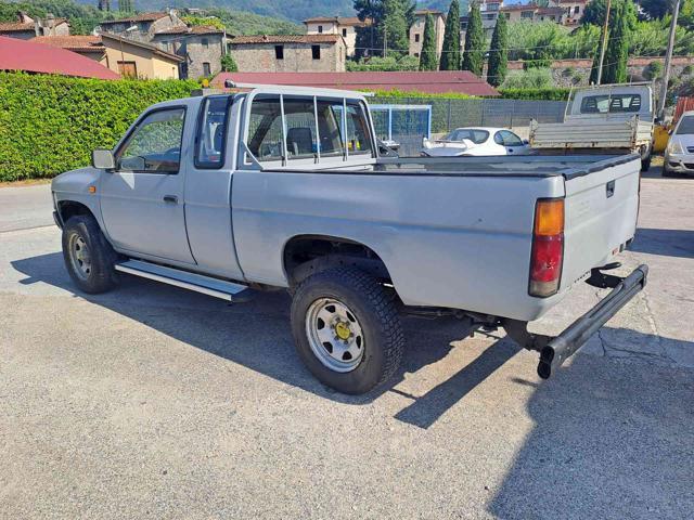 NISSAN King Cab 2500 4x4