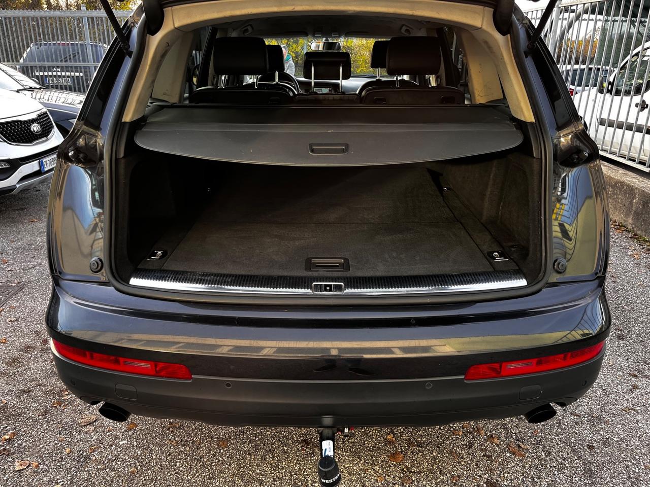 Audi Q7 3.0 V6 TDI GANCIO TRAINO quattro tiptronic