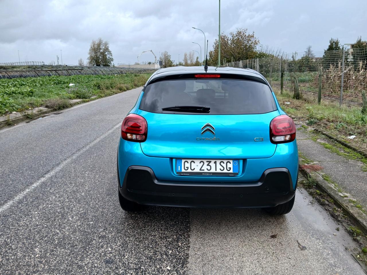 Citroen C3 PureTech 83 Shine Pack PARI AL NUOVO