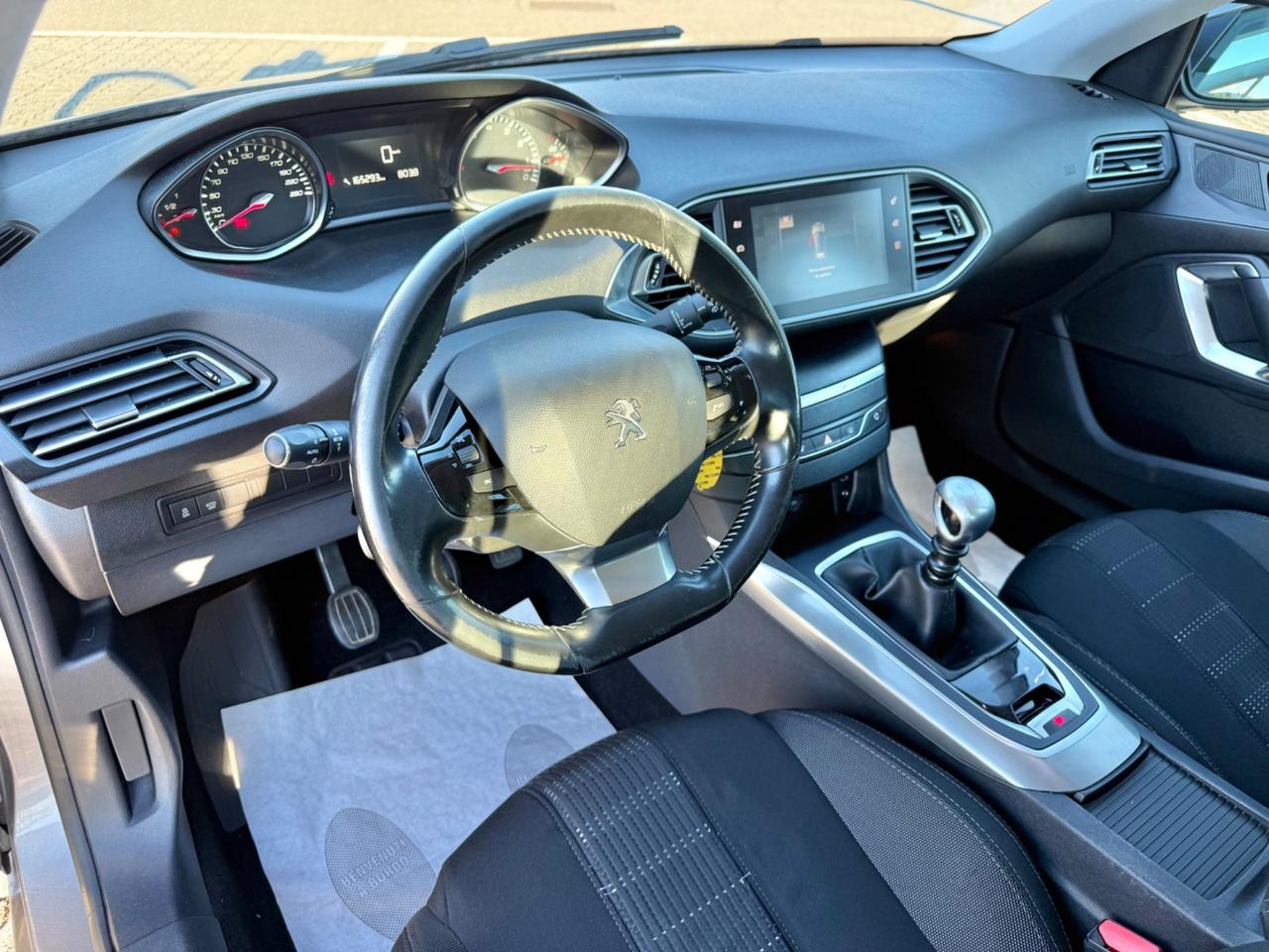 Peugeot 308 PureTech Turbo 130 S&S GT Line*Navi*Euro 6