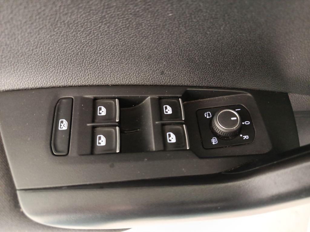 VOLKSWAGEN Taigo - Taigo 1.0 TSI 110 CV R-Line