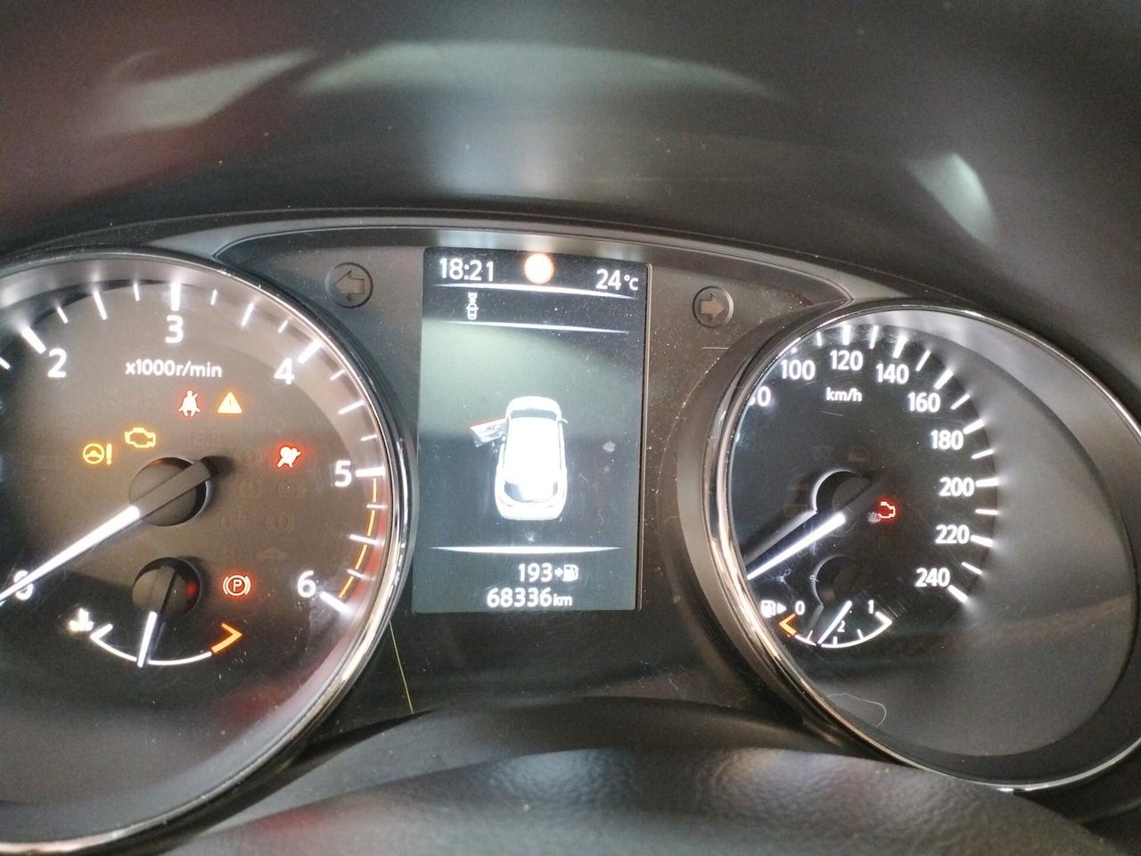 Nissan Qashqai 1.5 dci Tekna 110cv E6