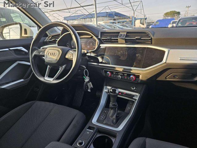 AUDI Q3 Q3 45 1.4 tfsi e Business s-tronic - GF245ET