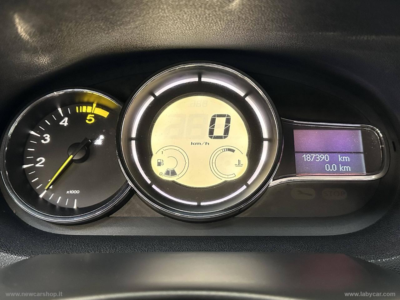 RENAULT Mégane Coupé 1.5 dCi 110 CV Luxe