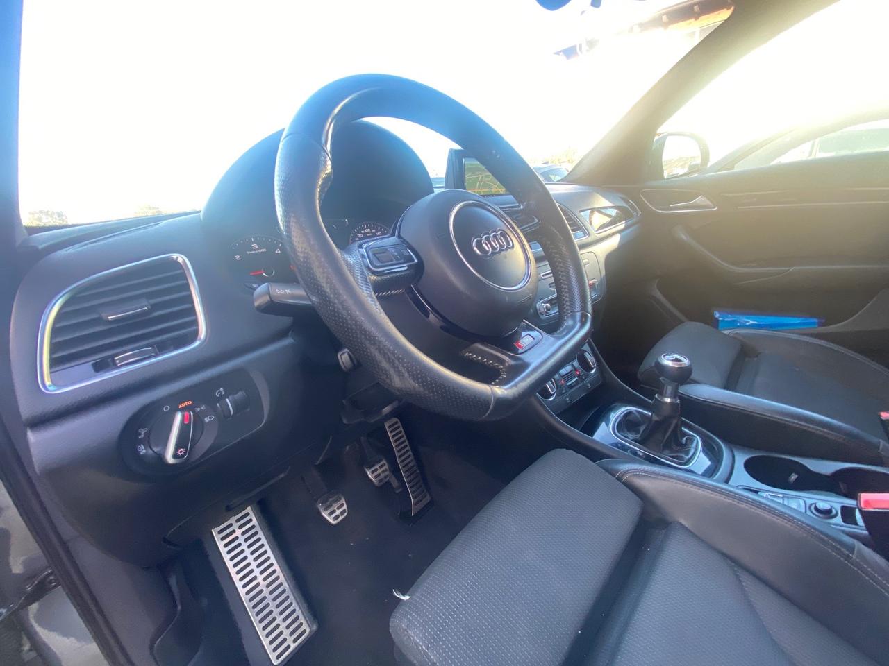 Audi Q3 2.0 TDI S-line Edition 120cv