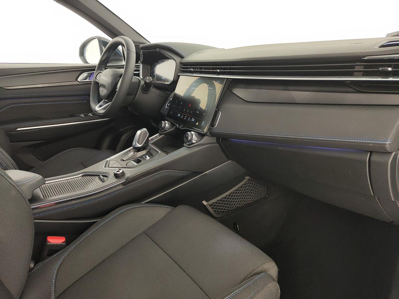 LYNK&CO 01 1.5 td phev auto