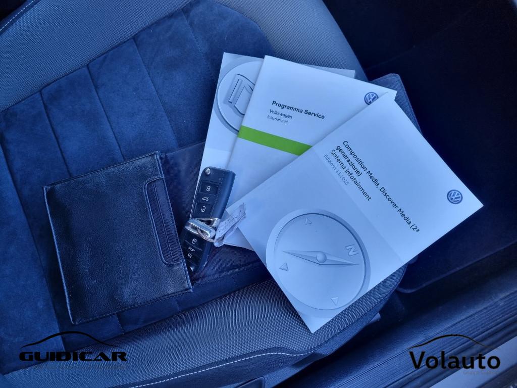 VOLKSWAGEN Golf VII 2013 - Golf 5p 1.4 tgi Highline