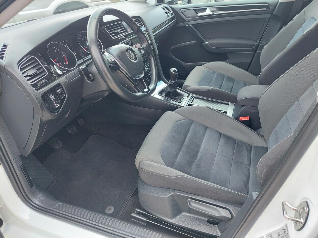 Volkswagen Golf 1.6 TDI 110 CV 5p. Highline BlueMotion Technology