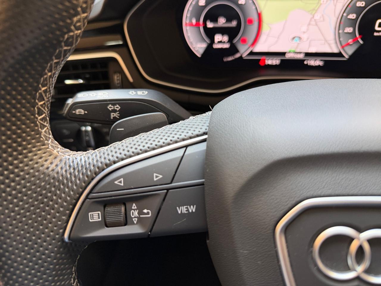 Audi A4 Avant 40 2.0 tdi mhev S line edition quattro 204cv s-tronic FARI MATRIX