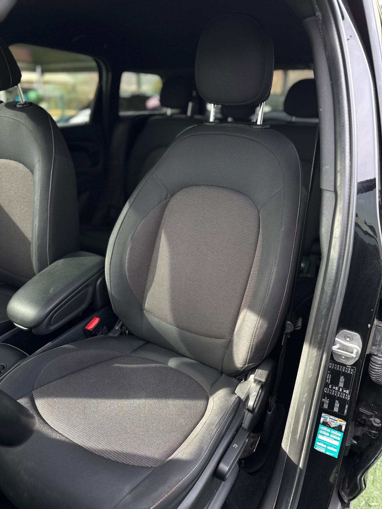 Mini Cooper Countryman 1.5 Benz