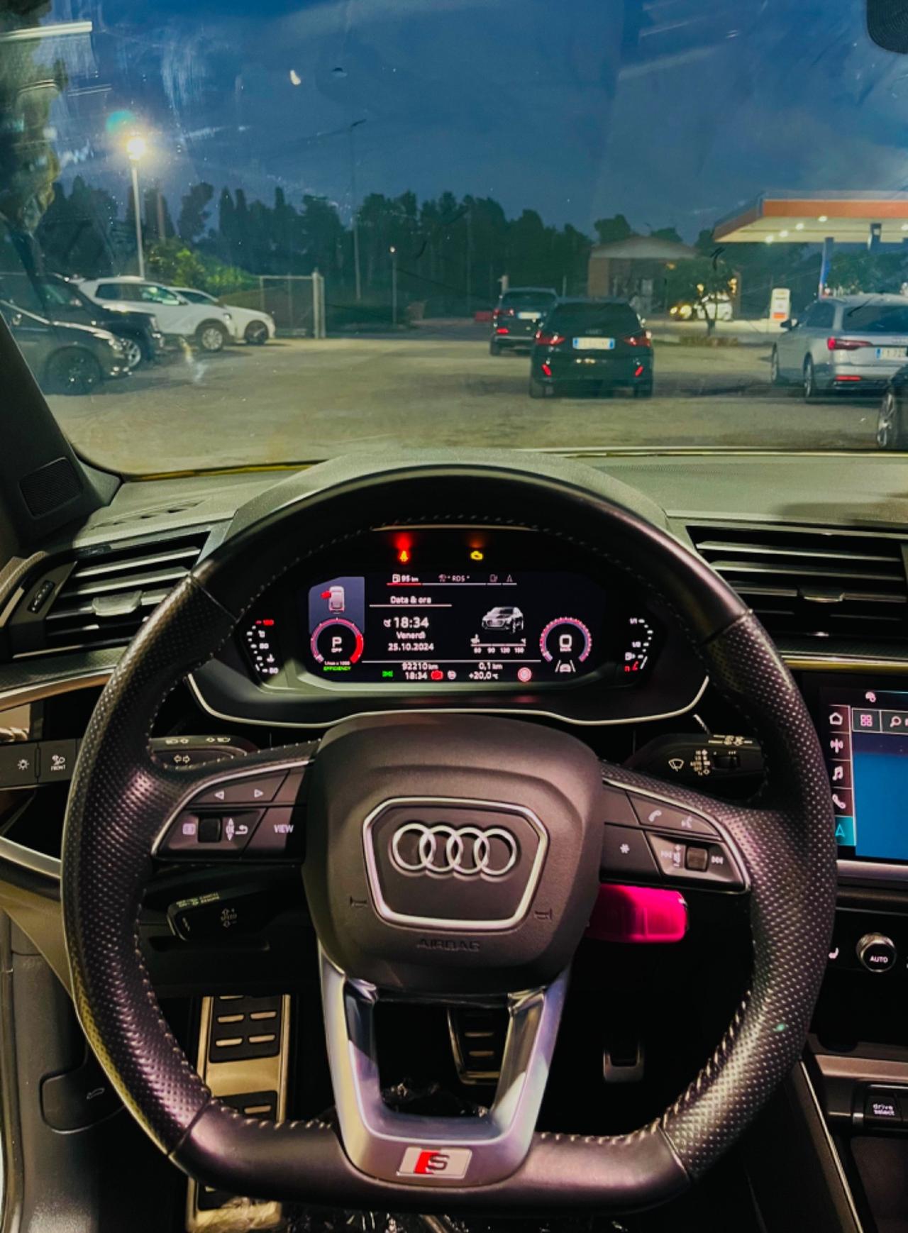 Audi Q3 40 TDI quattro S tronic S line edition