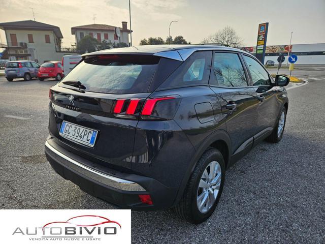 PEUGEOT 3008 BlueHDi 130 S&S EAT8 Business