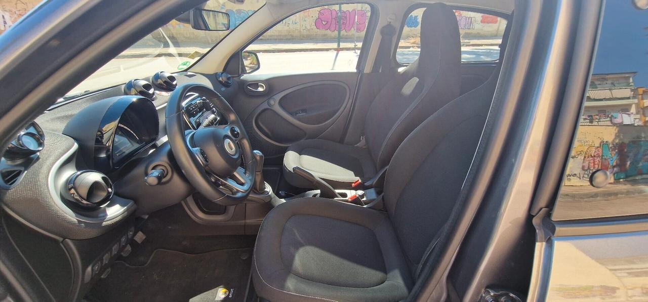 Smart ForFour 1.0 Benzina 70CV Passion