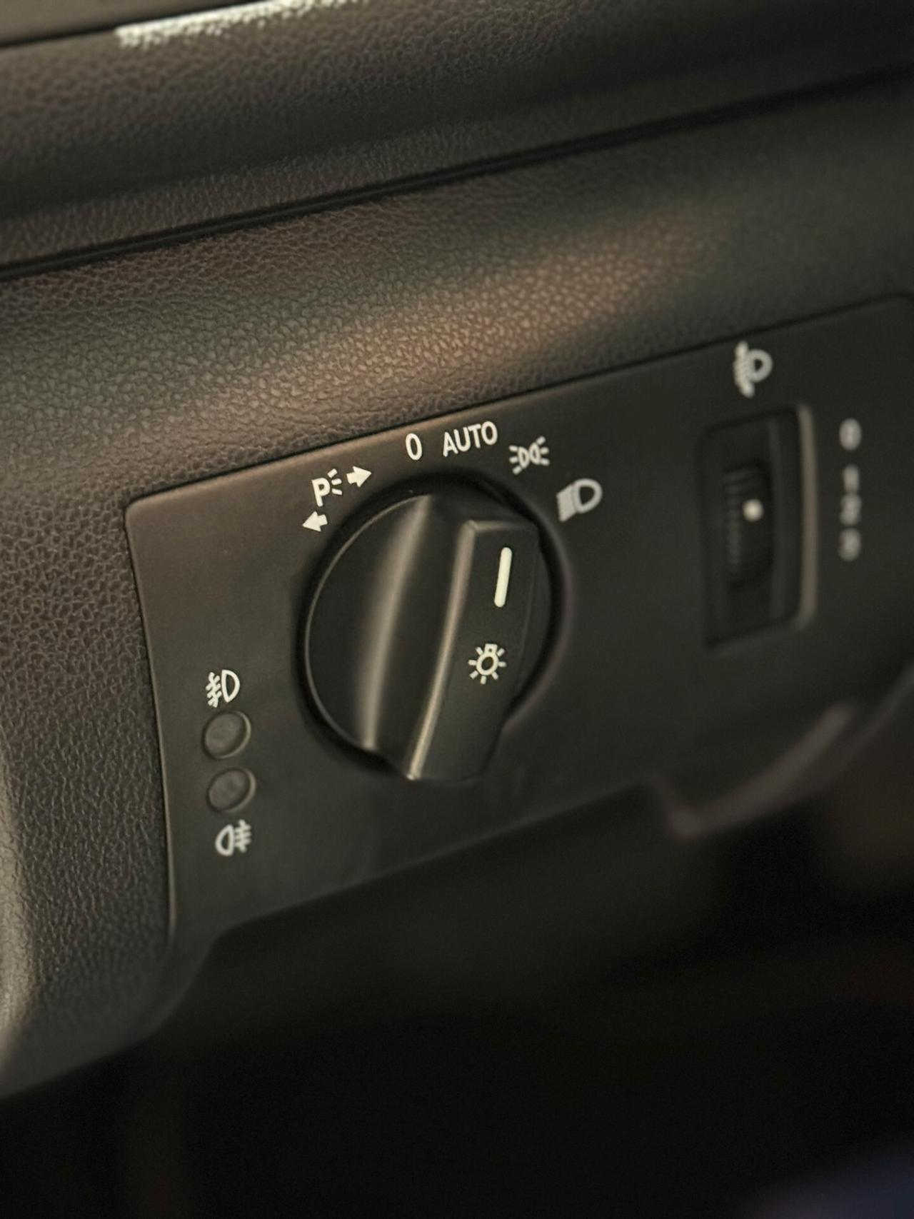 Mercedes-benz A 180CDI RESTYLING AVANTGARDE NAVI/BLUETOOTH/PDC