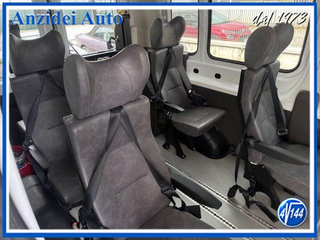 FORD Transit 2.0 EcoBlue 130CV L3H2 9 Posti Trasporto Disabili