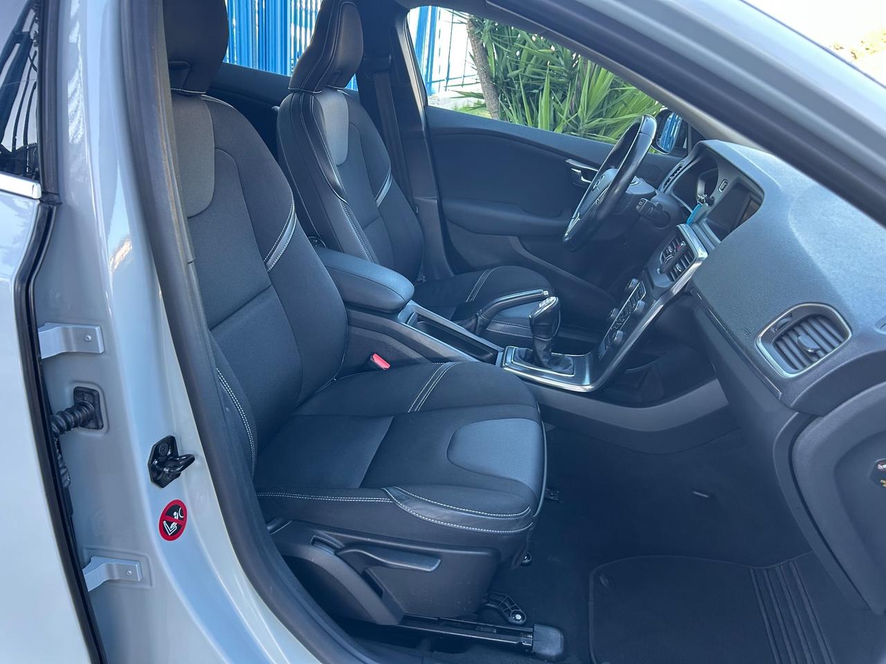 Volvo V40 D2 1.6 Diesel 115 cavalli 2013 Retrocamera